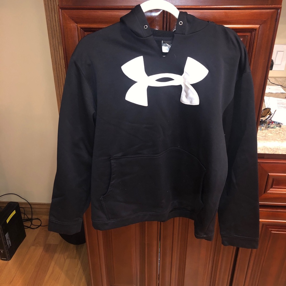 Men’s Under Armour Black and White hoodie